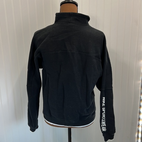 NWOT! Vintage Inspired Nike Sportswear Pullover! Size small - Picture 5 of 7